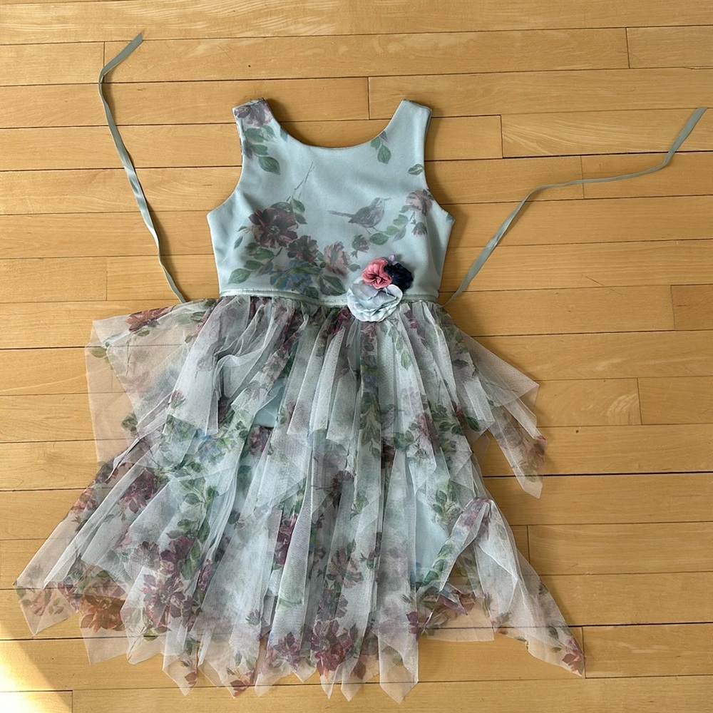 Nordstrom dress, never worn size 6